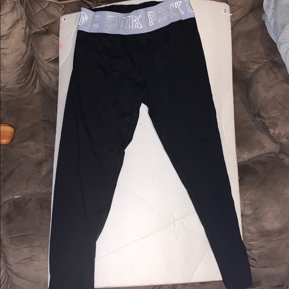 Cropped VS pink athletic leggings